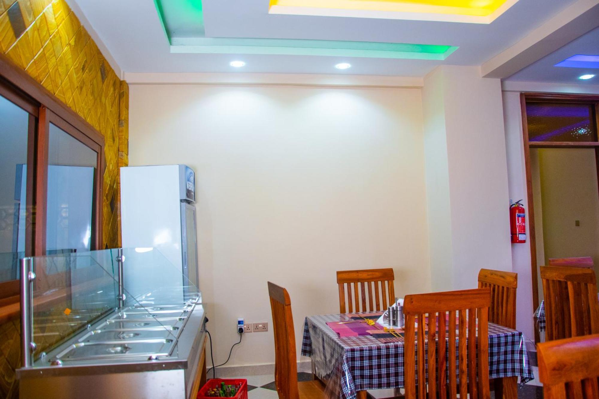Aves Executive Hotel Arusha Exterior foto