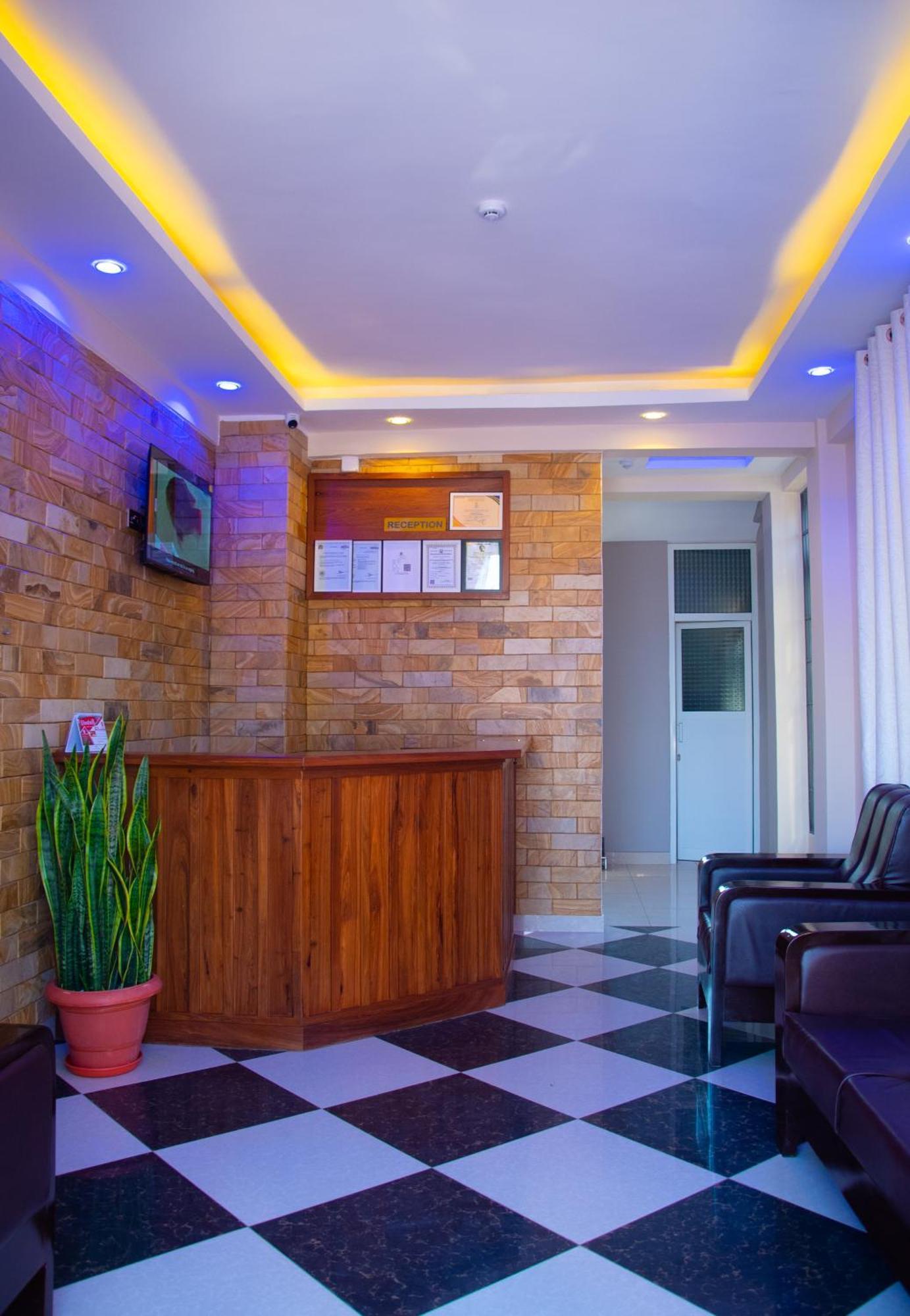 Aves Executive Hotel Arusha Exterior foto