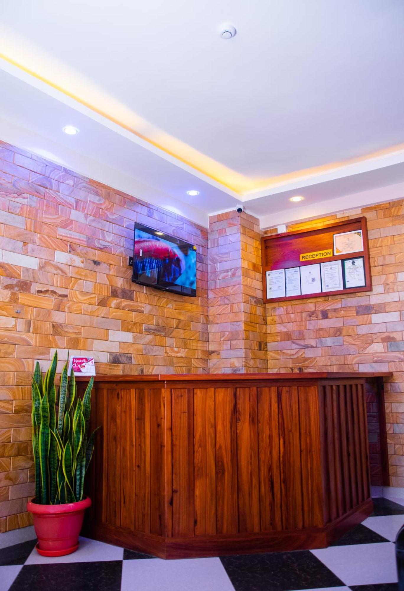 Aves Executive Hotel Arusha Exterior foto