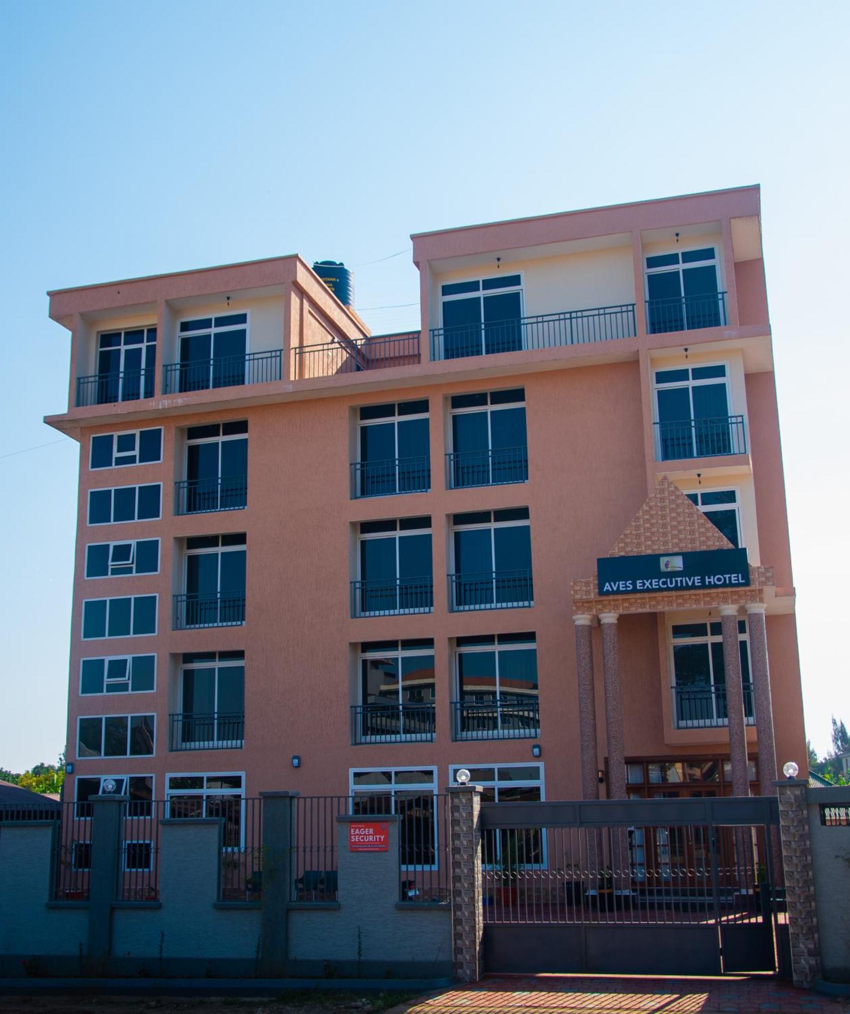 Aves Executive Hotel Arusha Exterior foto